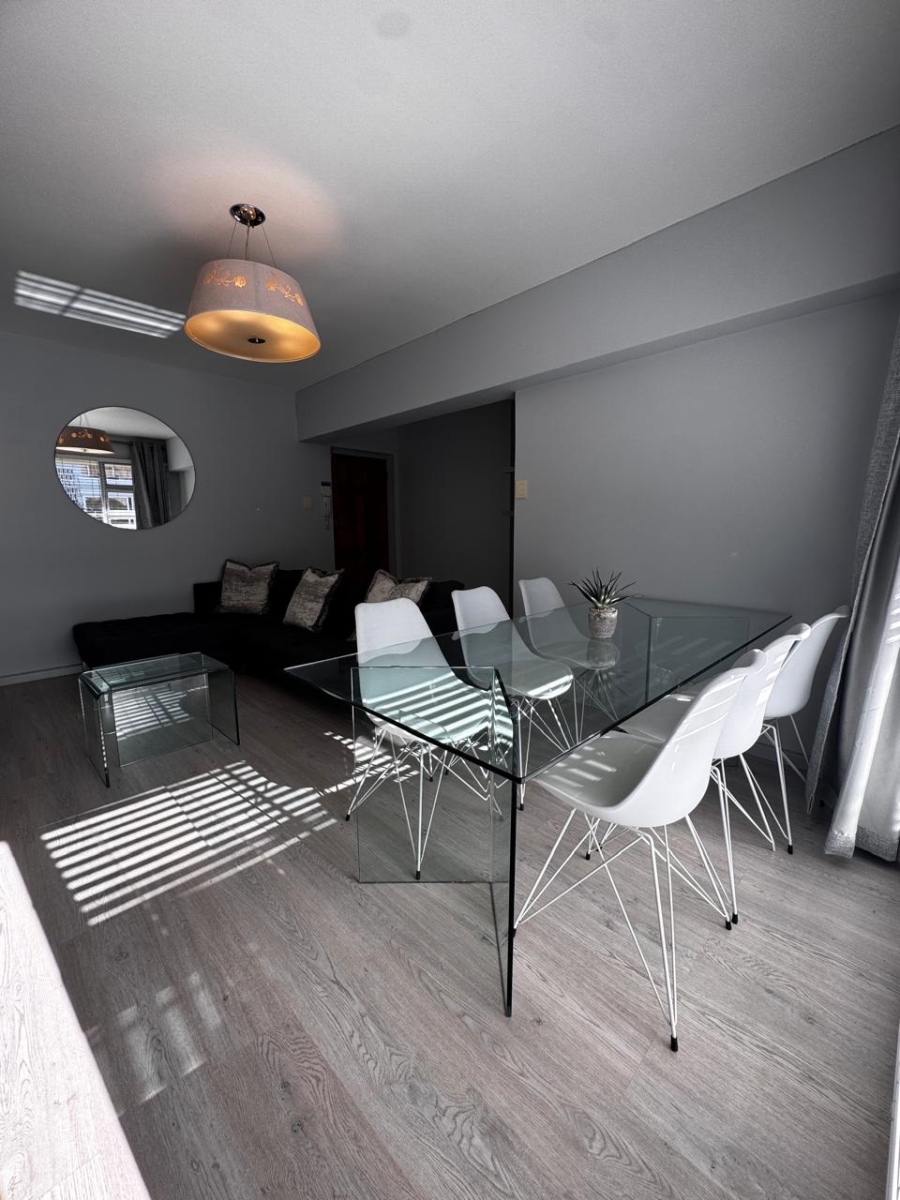 To Let 2 Bedroom Property for Rent in Sea Point Western Cape
